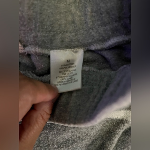 Pink Republic Heather Gray Shorts - Picture 4 of 5